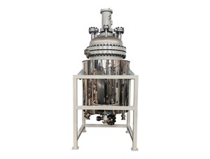 500L防爆不锈钢油浴电加热反应釜发往深圳