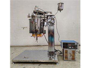 5L高温不锈钢油浴电加热反应釜已完工发往南京